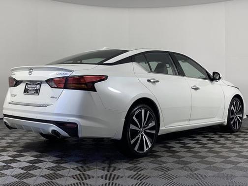 2022 Nissan Altima Platinum Intelligent AWD