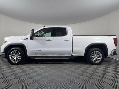 Summit White 2022 GMC Sierra 1500 SLE