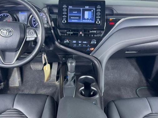 Midnight Black Metallic 2024 Toyota Camry SE
