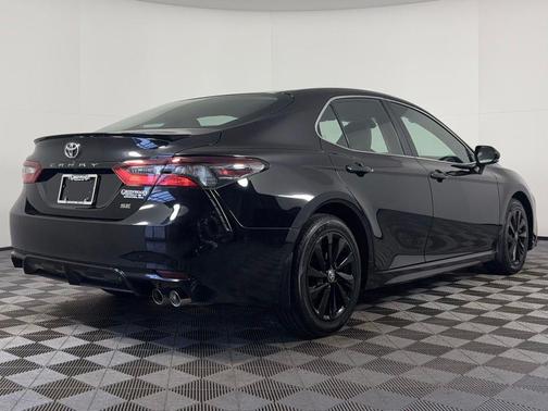 Midnight Black Metallic 2024 Toyota Camry SE