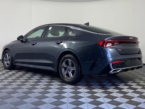 2022 Kia K5 LXS
