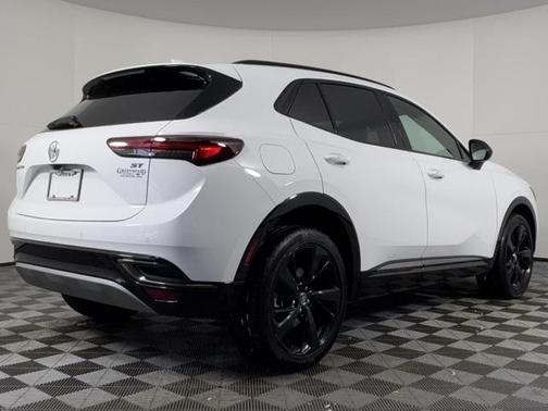 2022 Buick Envision FWD Essence