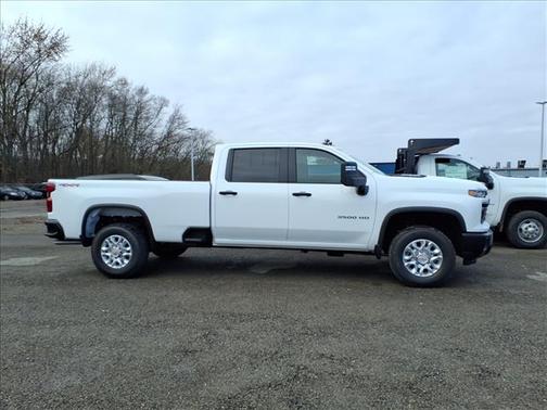 2026 Chevrolet Silverado 3500 WT