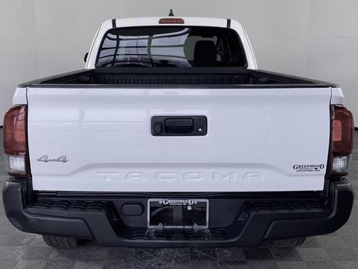 2022 Toyota Tacoma SR