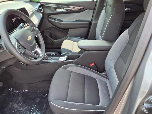 Sterling Gray Metallic 2026 Chevrolet Trailblazer LT
