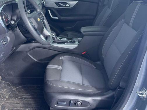 Sterling Gray Metallic 2024 Chevrolet Blazer 2LT