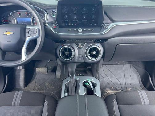 Sterling Gray Metallic 2024 Chevrolet Blazer 2LT