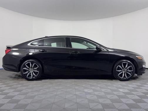 2022 Chevrolet Malibu FWD RS