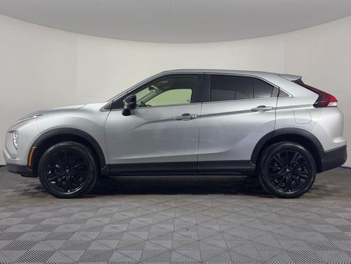 Alloy Silver Metallic 2025 Mitsubishi Eclipse Cross LE