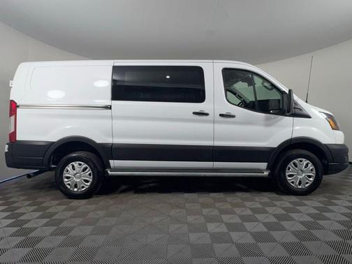 Oxford White 2024 Ford Transit-250 Base