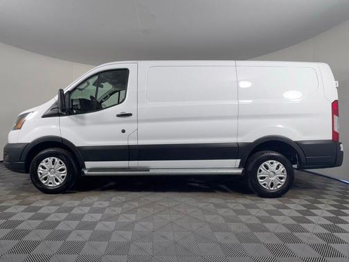 Oxford White 2024 Ford Transit-250 Base