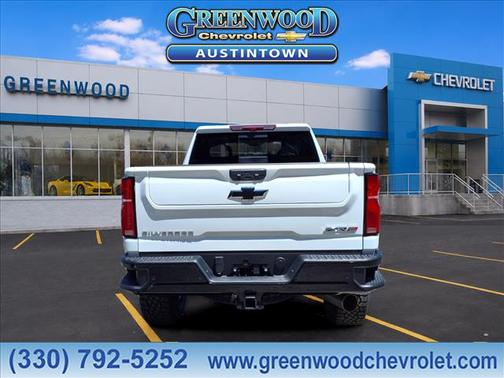 Summit White 2026 Chevrolet Silverado 2500 Crew Cab, Standard Bed, XR2, 4WD
