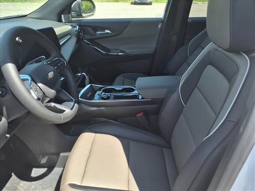 Summit White 2026 Chevrolet Equinox 1LT