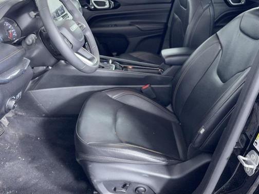 2023 Jeep Compass (RED) Edition 4x4