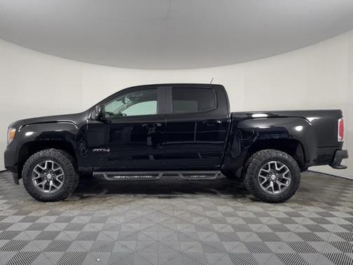 2022 GMC Canyon AT4