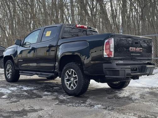 2022 GMC Canyon AT4