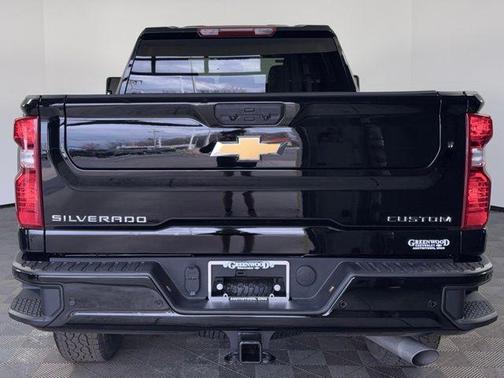 2024 Chevrolet Silverado 2500 Custom