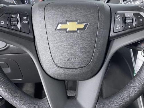 2022 Chevrolet Trax LS