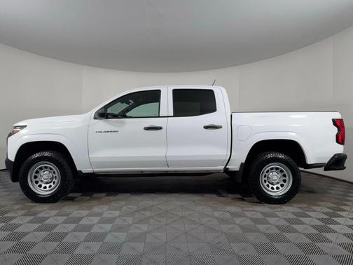 Summit White 2023 Chevrolet Colorado WT