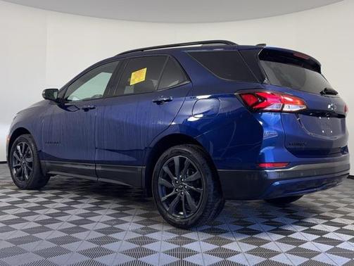 2022 Chevrolet Equinox FWD RS
