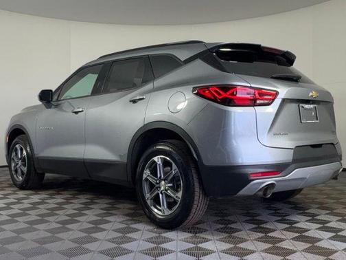 Sterling Gray Metallic 2024 Chevrolet Blazer 2LT