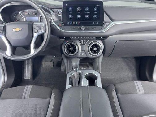 Sterling Gray Metallic 2024 Chevrolet Blazer 2LT