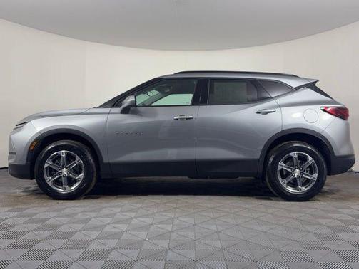 Sterling Gray Metallic 2024 Chevrolet Blazer 2LT