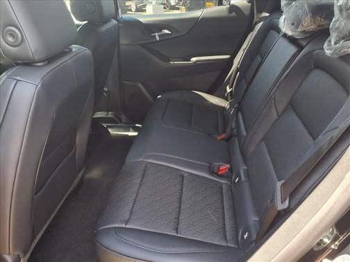 Mosaic Black Metallic 2026 Chevrolet Equinox 1LT