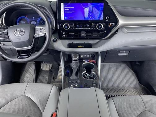 2024 Toyota Highlander Limited