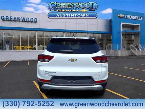 Summit White 2026 Chevrolet Trailblazer LT