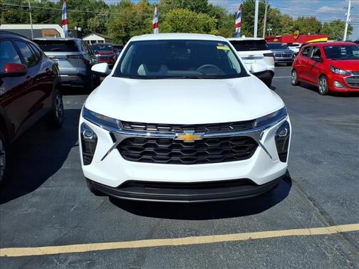 2025 Chevrolet Trax LS