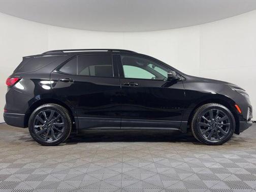 2022 Chevrolet Equinox FWD RS