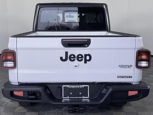 2021 Jeep Gladiator Sport