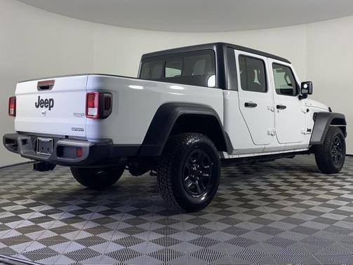 2021 Jeep Gladiator Sport