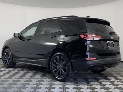 2022 Chevrolet Equinox FWD RS