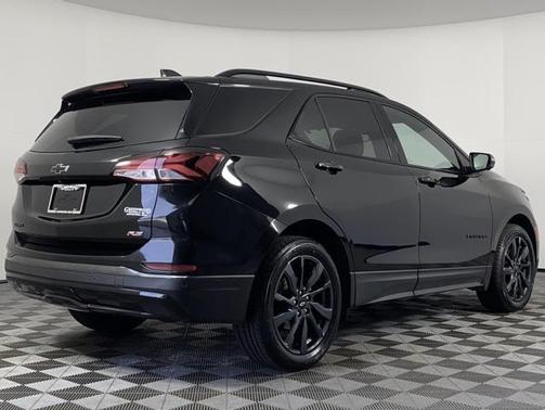 2022 Chevrolet Equinox FWD RS