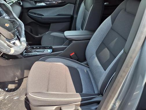 Sterling Gray Metallic 2026 Chevrolet Trailblazer LT