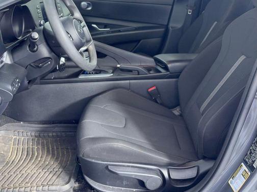 Ecotronic Gray 2023 Hyundai ELANTRA SE