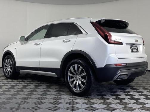 2021 Cadillac XT4 Premium Luxury