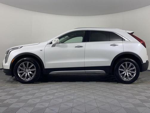 2021 Cadillac XT4 Premium Luxury