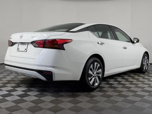 2024 Nissan Altima S FWD