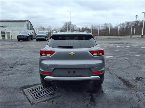 Sterling Gray Metallic 2026 Chevrolet Trailblazer LT