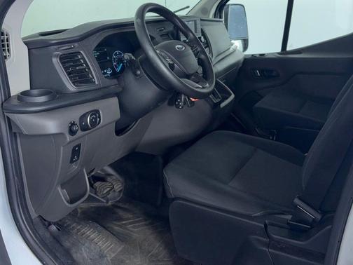 Oxford White 2024 Ford Transit-250 Base
