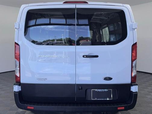 Oxford White 2024 Ford Transit-250 Base