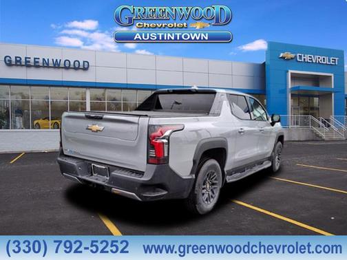 2025 Chevrolet Silverado EV LT