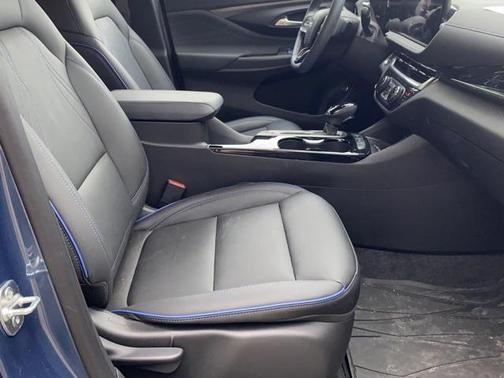 2024 Buick Envista Sport Touring FWD
