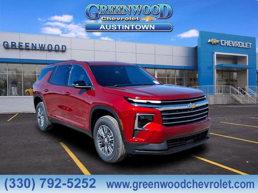 Radiant Red Tintcoat 2026 Chevrolet Traverse LT