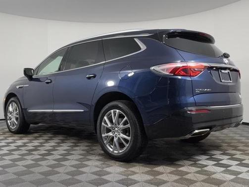 2023 Buick Enclave Essence AWD