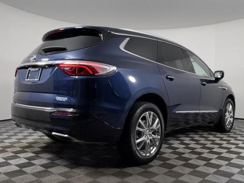 2023 Buick Enclave Essence AWD