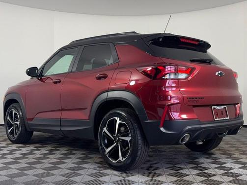 Crimson Metallic 2022 Chevrolet Trailblazer RS